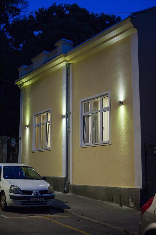 Bed&Breakfast Kod Smilje Beograd Ngoại thất bức ảnh
